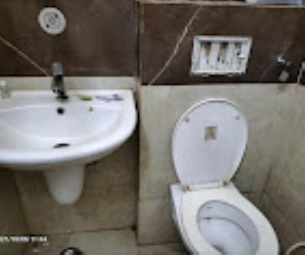 Hotel Mahabir Inn Матхура Экстерьер фото