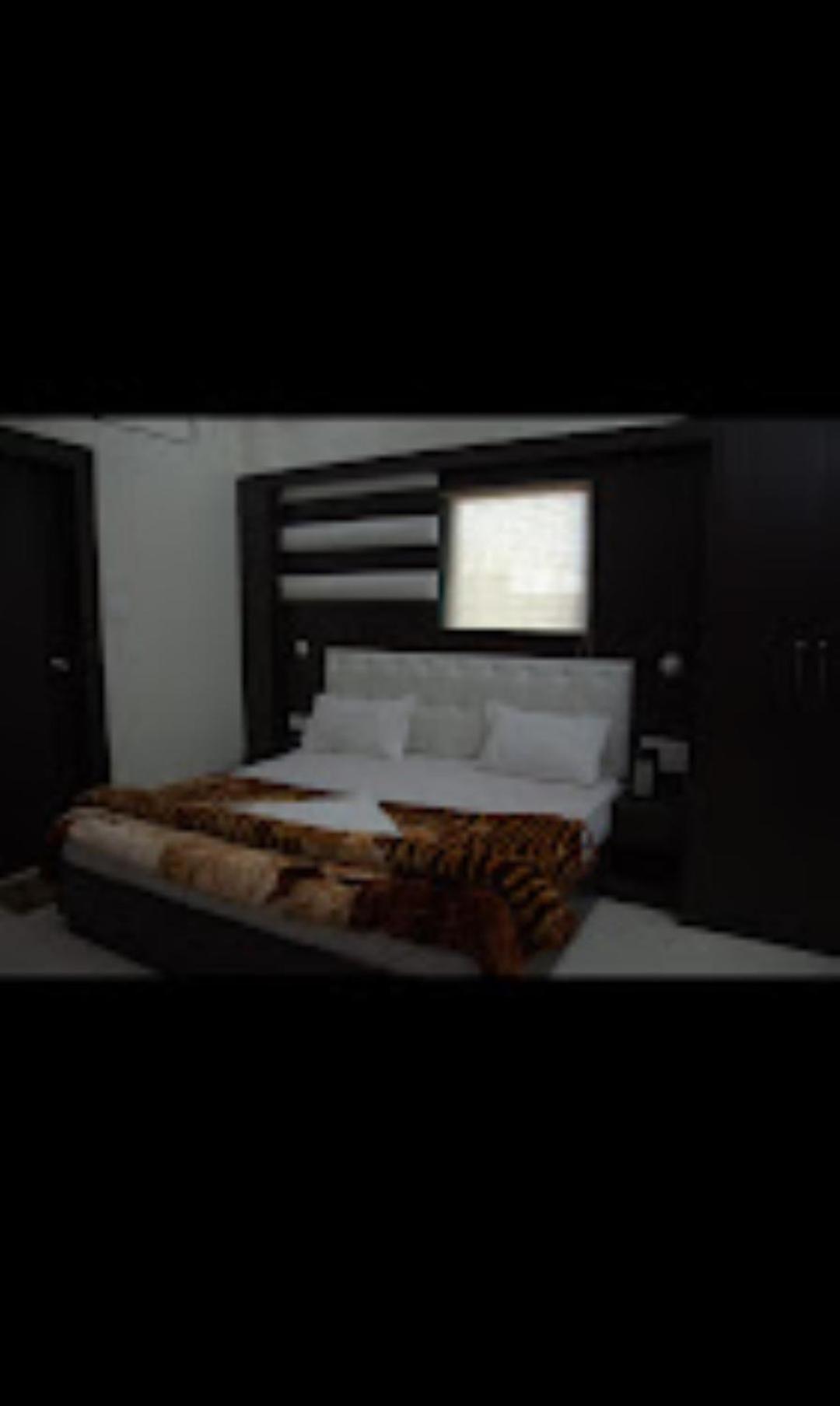 Hotel Mahabir Inn Матхура Экстерьер фото