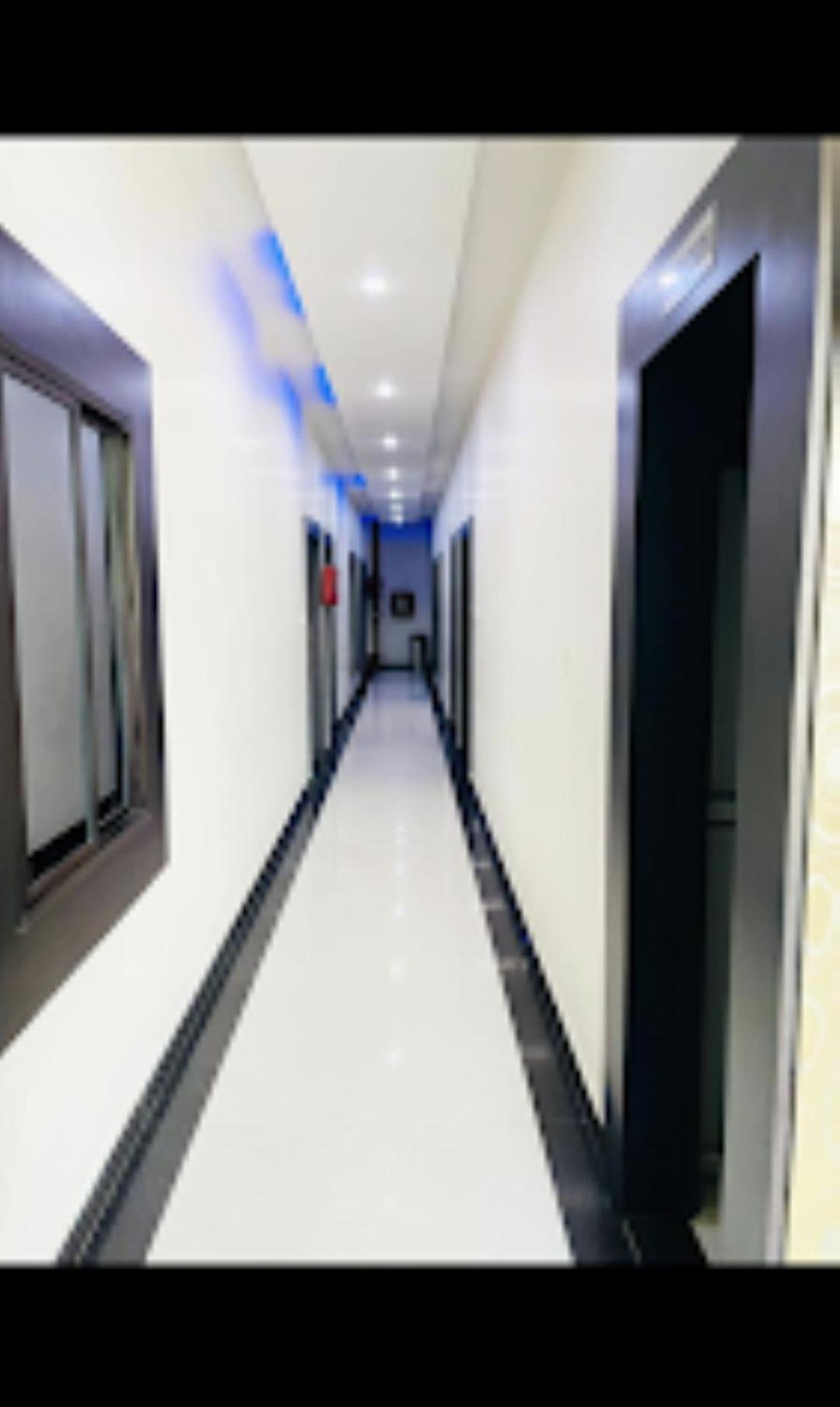 Hotel Mahabir Inn Матхура Экстерьер фото